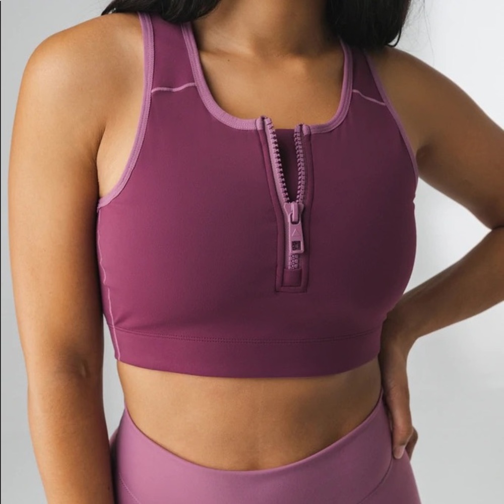 Balance Athletica The Isotope Bra in Amethyst
